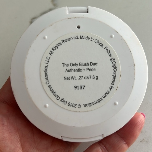 GIGI Gorgeous The Only Blush Duo NEW NWT Pink Dewy Glow - Picture 4 of 4